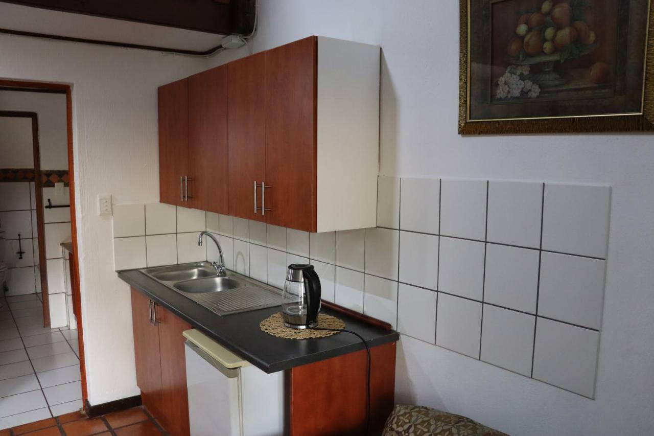 Greenwoods Self-Catering بريتوريا المظهر الخارجي الصورة